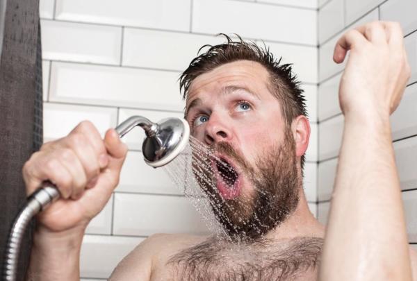 اثر دوش: چرا برترین ایده های ما زیر دوش حمام ناگهان به مغزمان راه می یابند؟