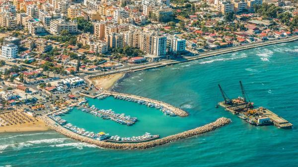 لارناکا یکی از زیبا ترین و پرگردشگرترین شهرهای قبرس لارناکا یکی از زیبا ترین و پرگردشگرترین شهرهای قبرس